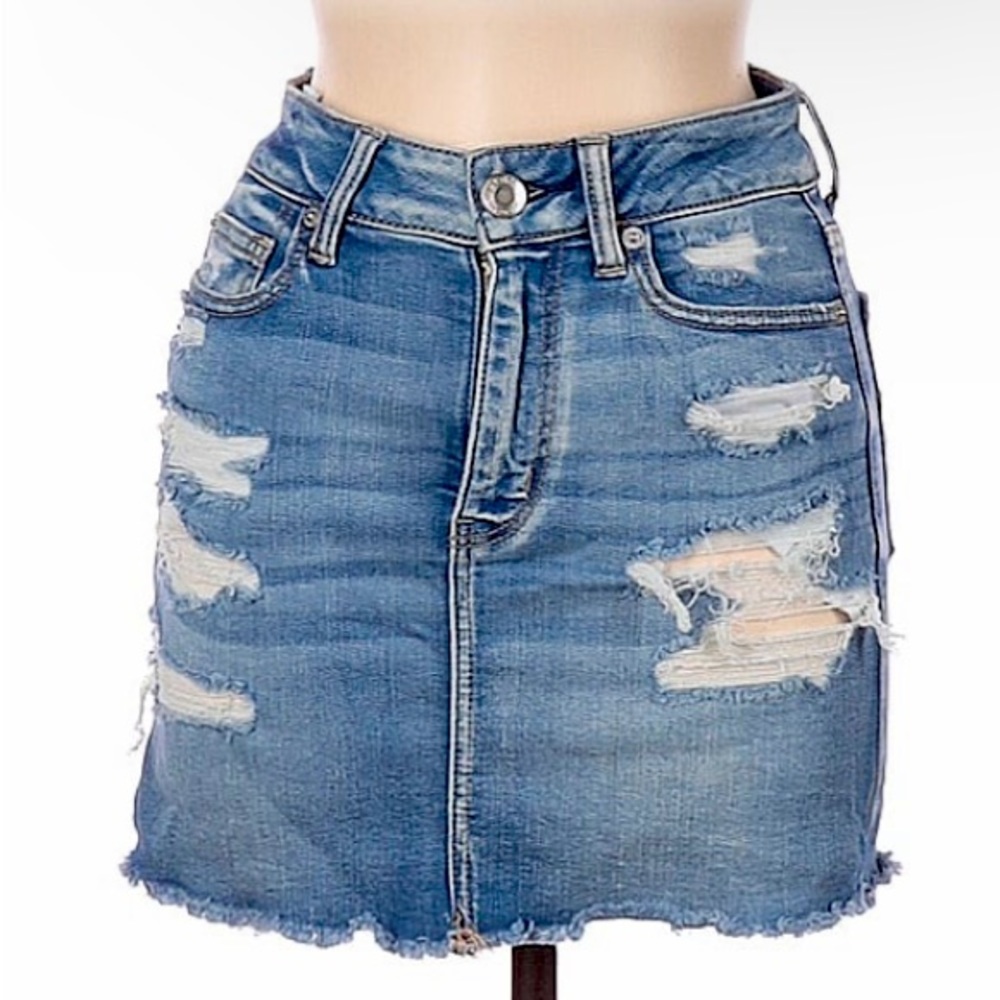 American Eagle • Mid-Wash Denim Jean Skirt 💙